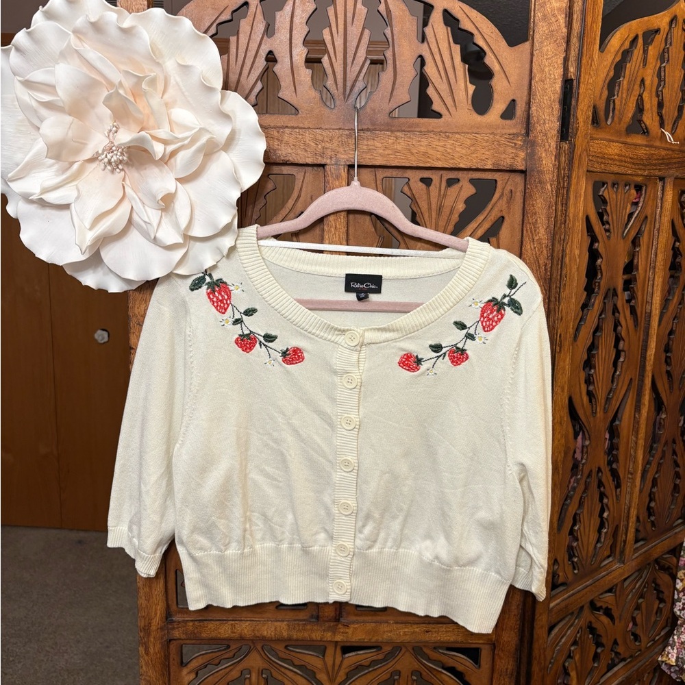 Retro Chic Cream Crop Cardigan with Strawberry Embroidery